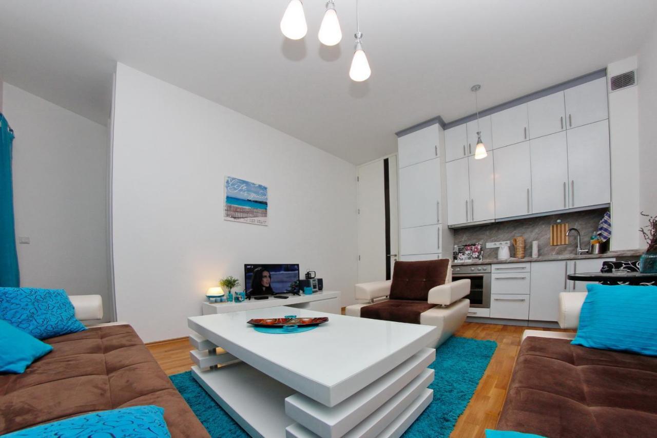 Appartamento Apartman Centar- Free Parking Sarajevo Esterno foto