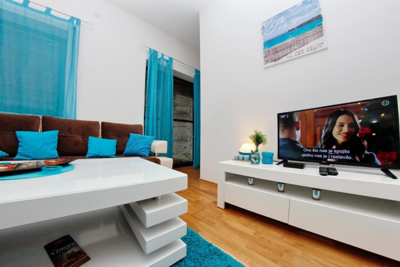 Appartamento Apartman Centar- Free Parking Sarajevo Esterno foto
