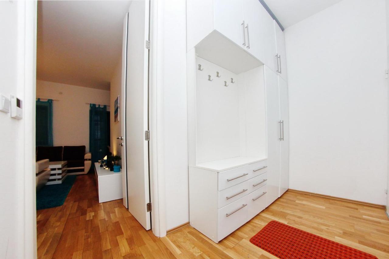Appartamento Apartman Centar- Free Parking Sarajevo Esterno foto